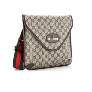 Gucci Neo Envelope Crossbody bag